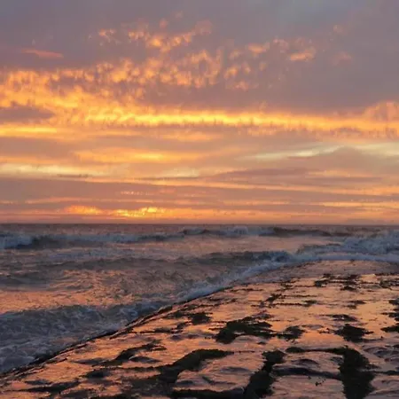 In With Sea Views Lejlighed *