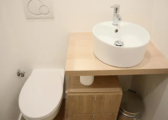 In With Sea Views Apartment