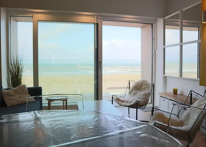Apartment In With Sea Views *