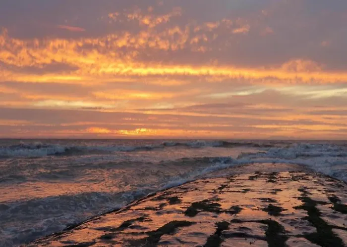 In With Sea Views Apartment *